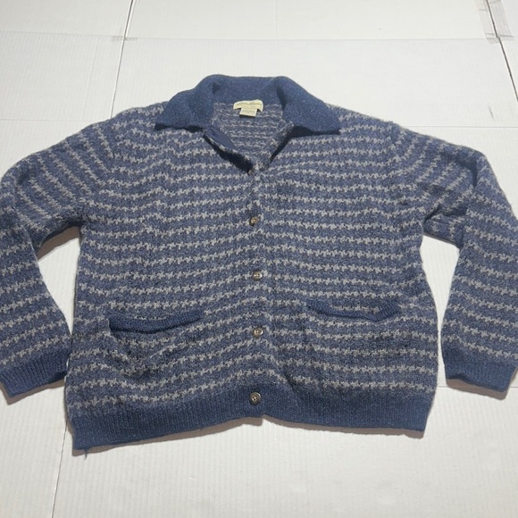 Eddie Bauer Sweaters - Vintage Eddie Bauer 100% wool Blue and Gray houndstooth Striped Cardigan buttons